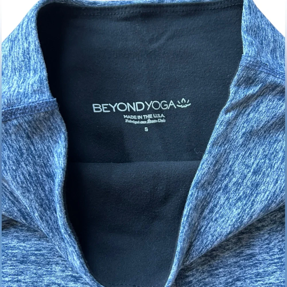 Beyond Yoga High Waist Serene Blue Spacedye Capri Legging Small - Picture 4 of 8